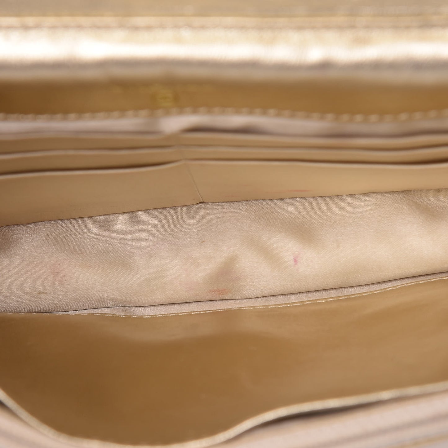 Nylon Travel Wallet On Chain WOC Metallic Gold