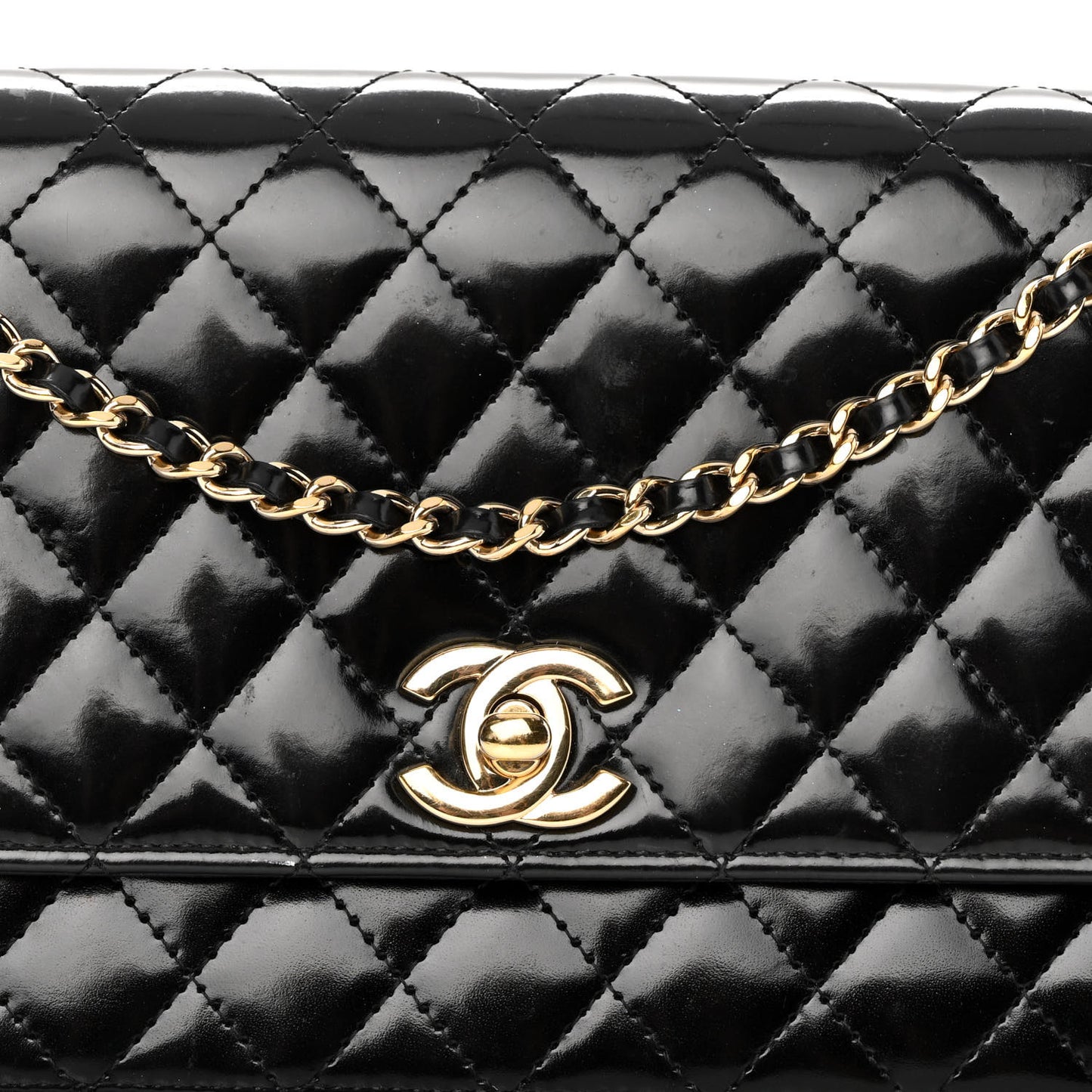 Patent Quilted Medium Single Flap Black