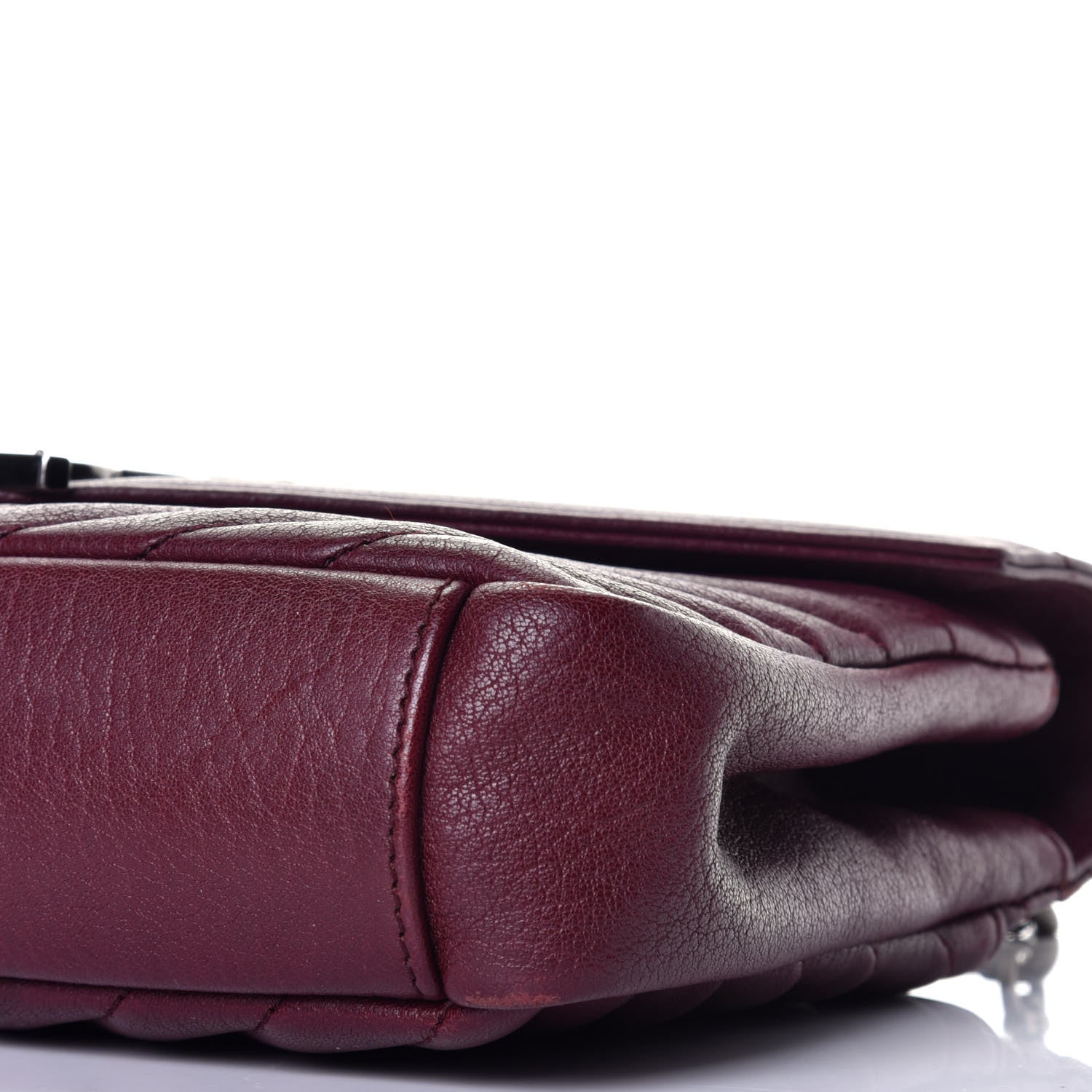 Saint Laurent Sheepskin Matelasse Chevron Monogram Medium College Bag Rouge Legion 9 of 10