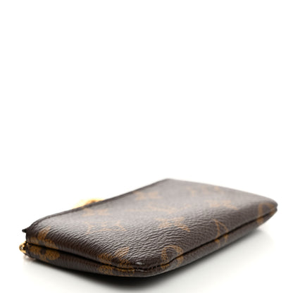Louis Vuitton Monogram Key Pouch 4 of 7