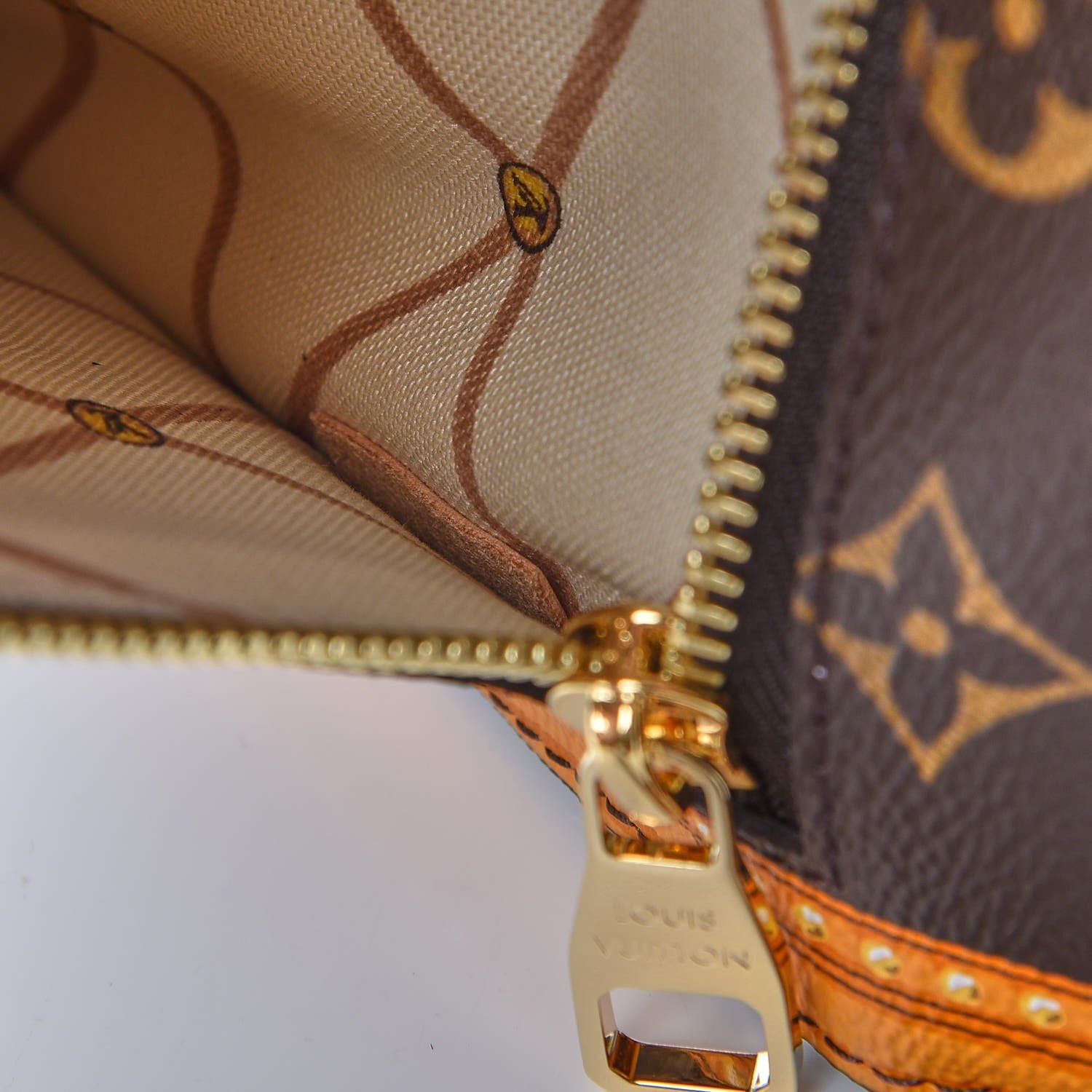 Louis Vuitton Monogram Summer Trunks Pochette Metis 7 of 8