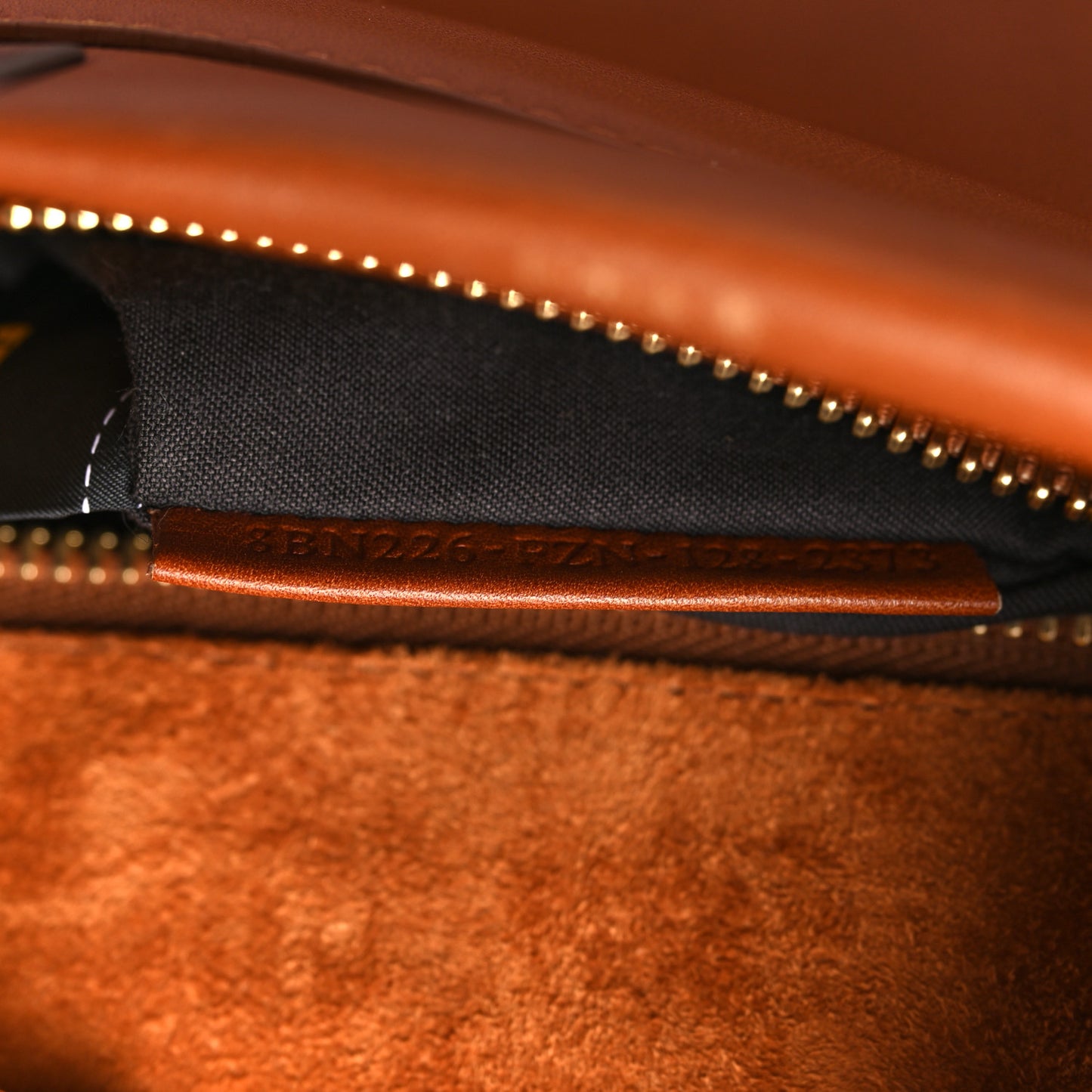 Vitello Suede Medium Peekaboo Iconic Satchel Cuoio Rame Moro