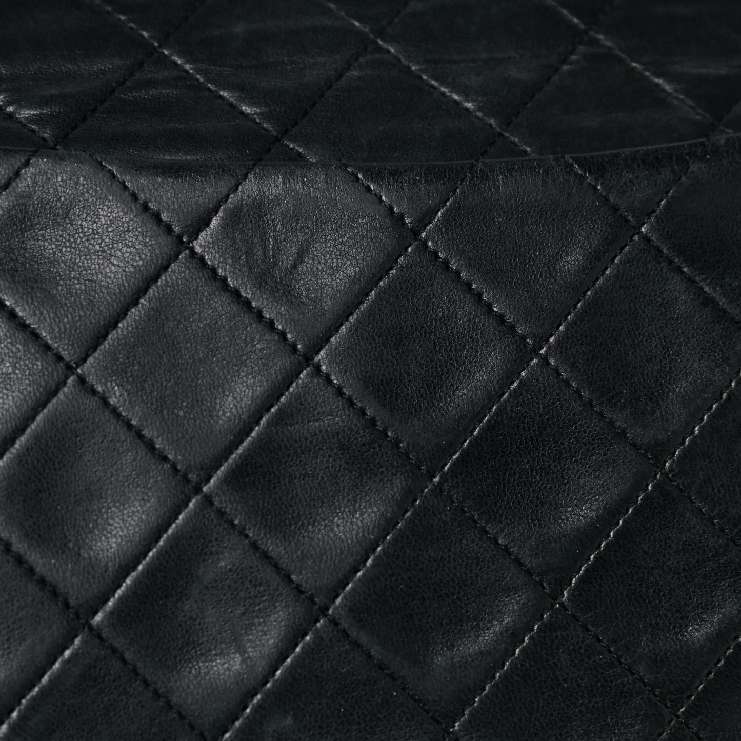 Lambskin Quilted Medium Single Flap Black