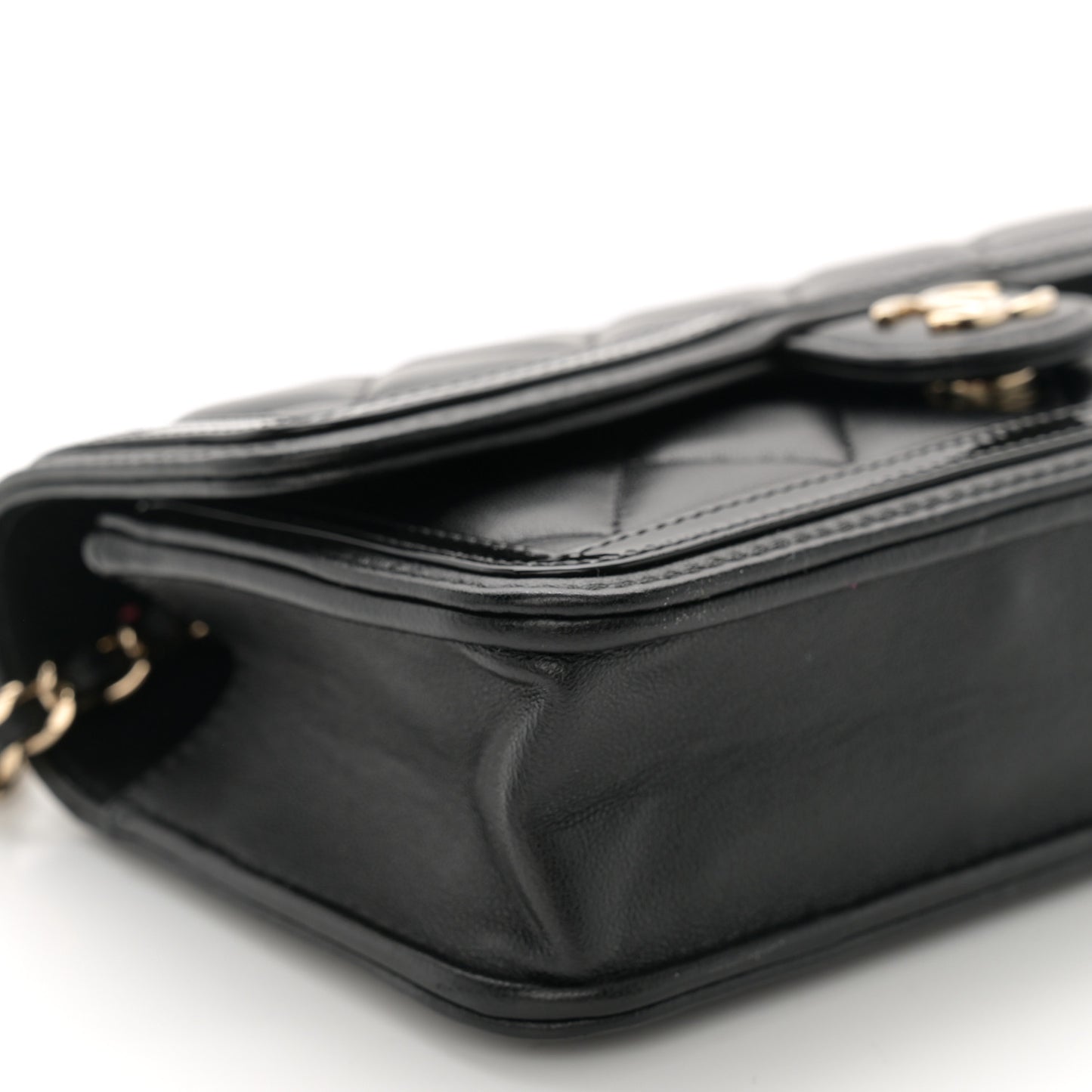 Lambskin Patent Calfskin Quilted Flap Phone Holder With Chain Black