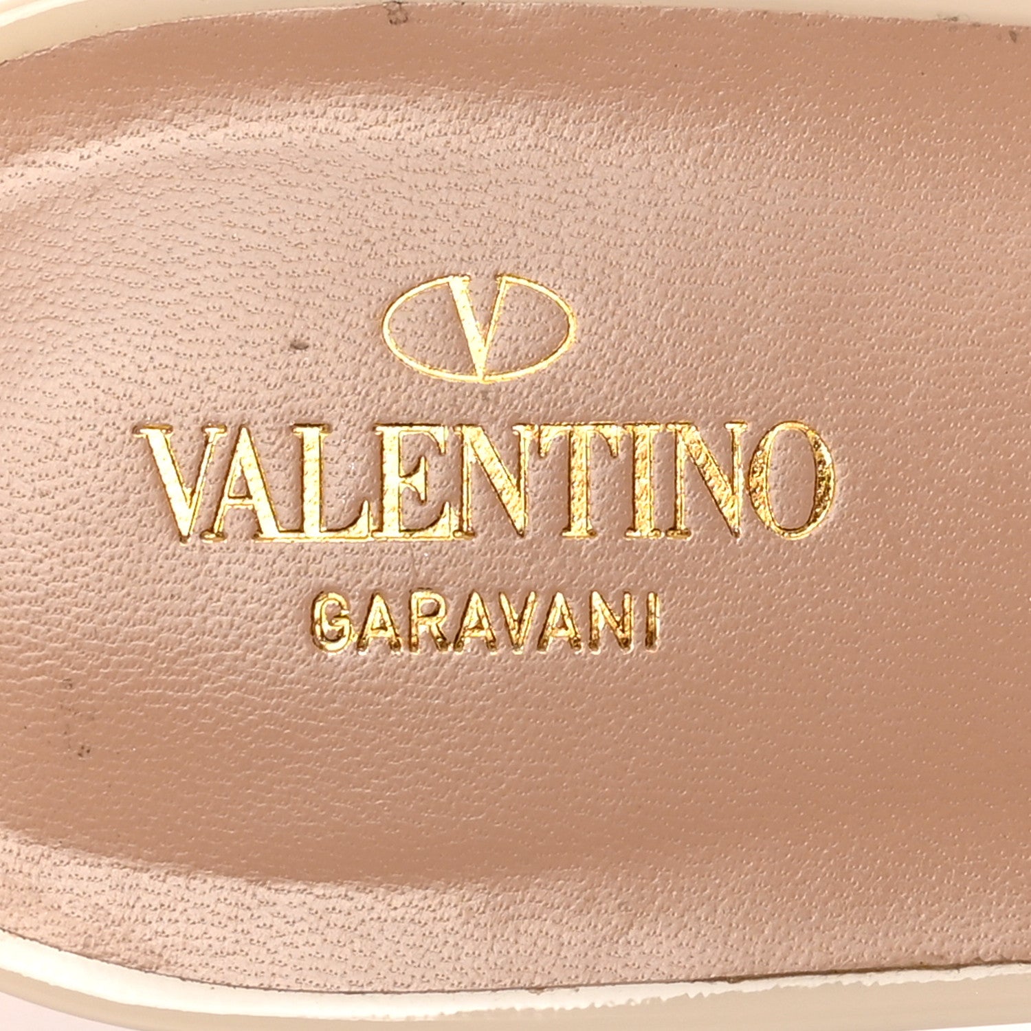 Valentino Garavani Calfskin Lacquered Monochrome Rockstud Caged Flat Slide Sandals 37.5 Ivory 7 of 14
