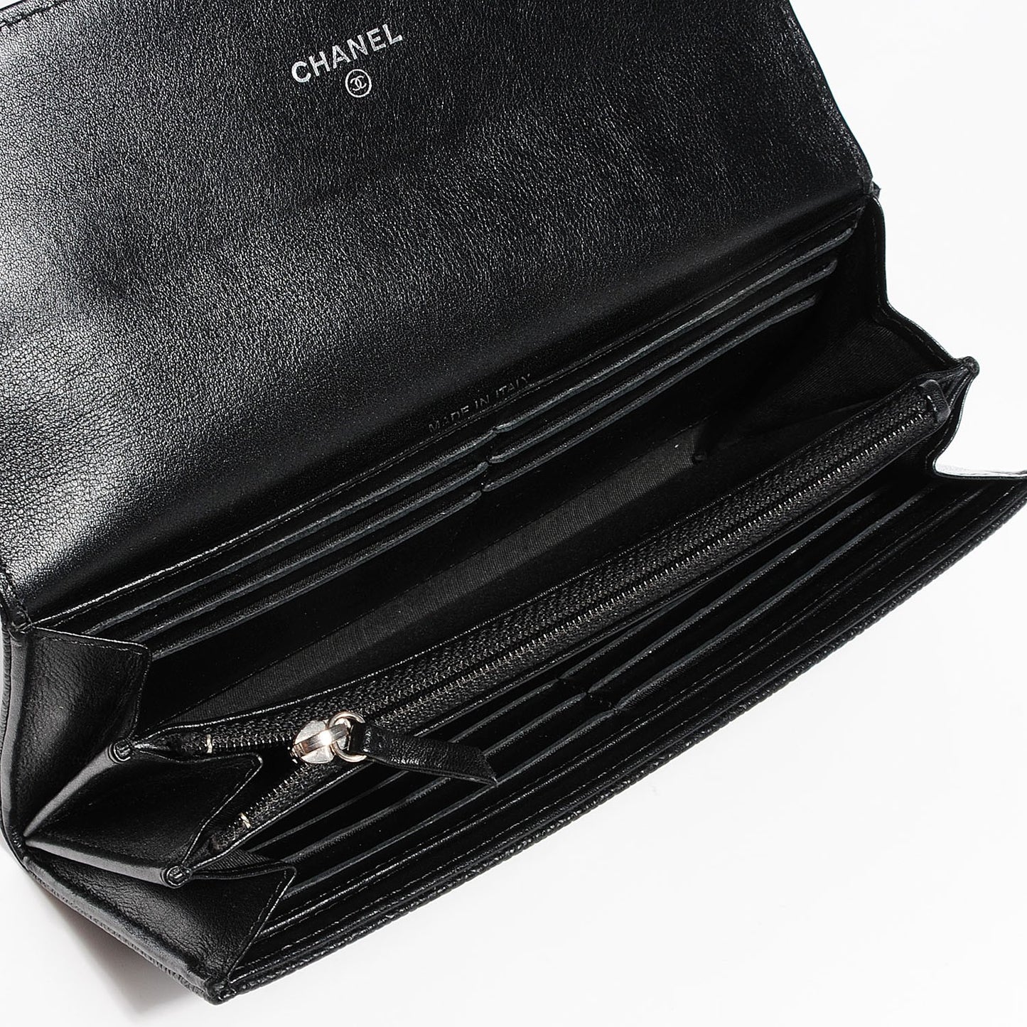 Caviar Large Gusset Flap Wallet Black