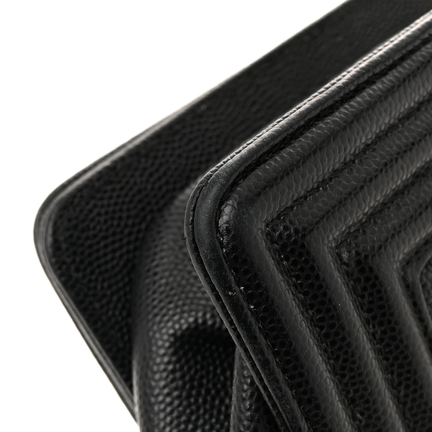 Caviar Quilted Medium Boy Flap Black