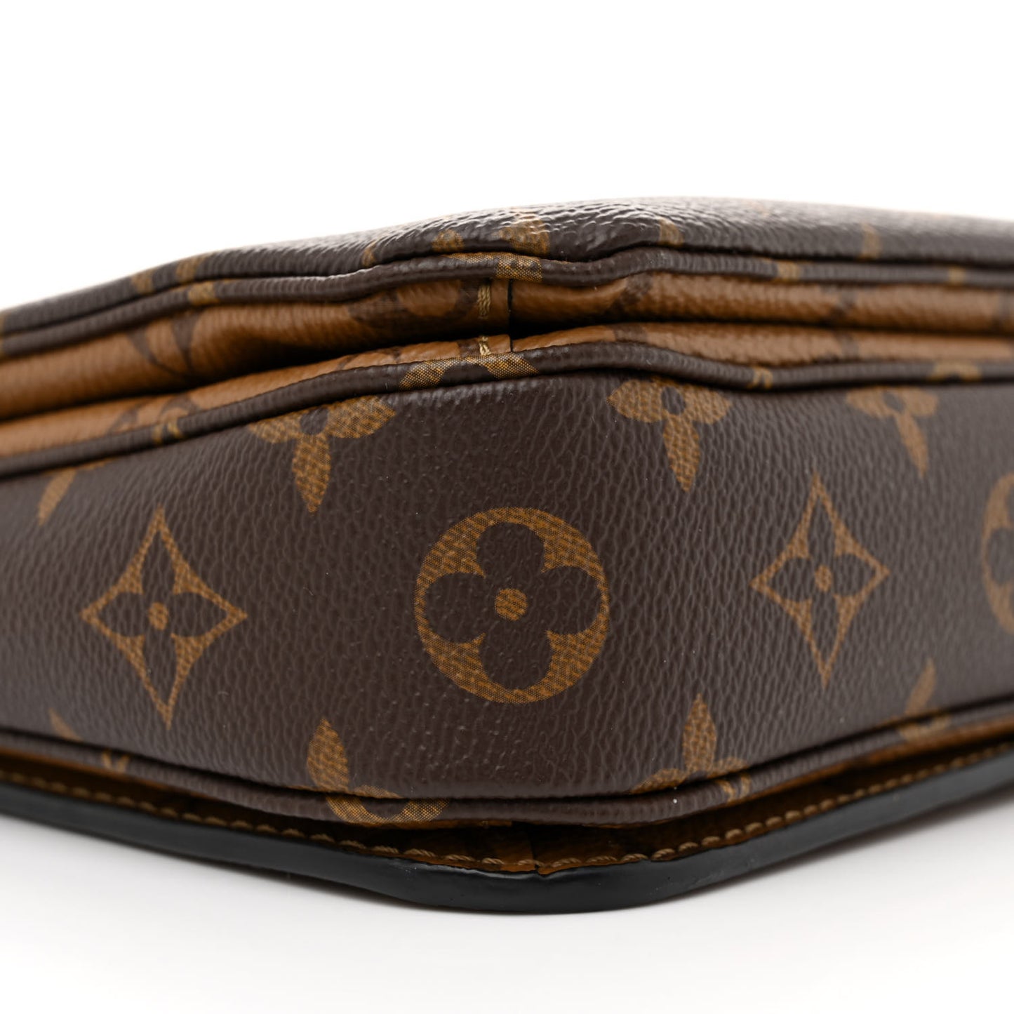 Reverse Monogram Pochette Metis
