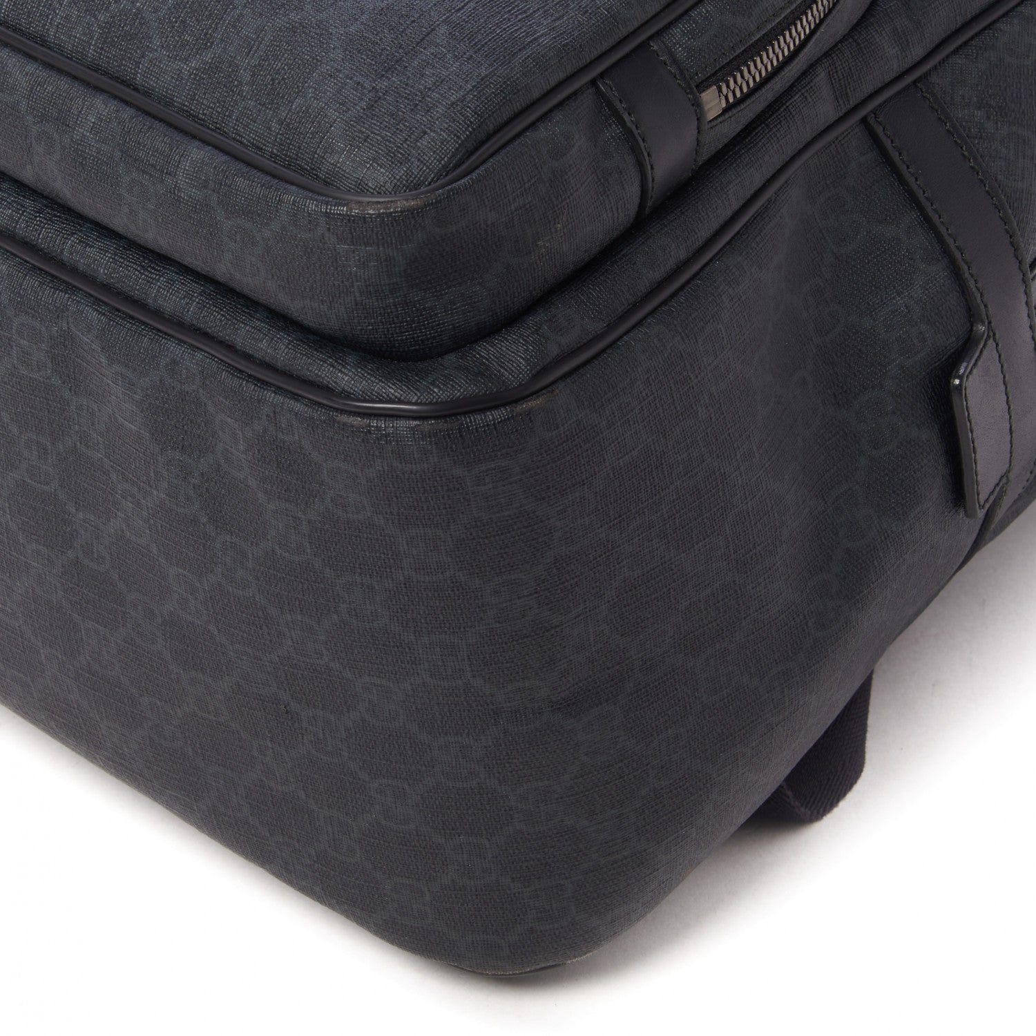 Gucci GG Supreme Monogram Medium Day Backpack Grey Black 4 of 8