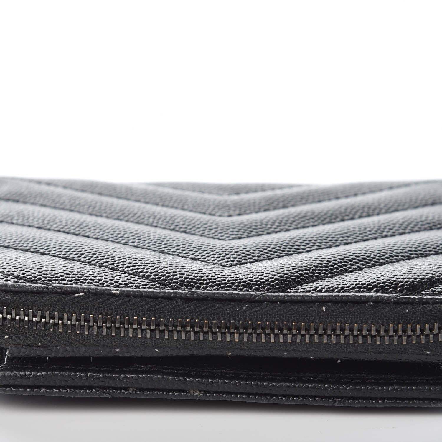 Saint Laurent Grain De Poudre Matelasse Chevron Monogram Compact Zip Around Wallet Black 11 of 14