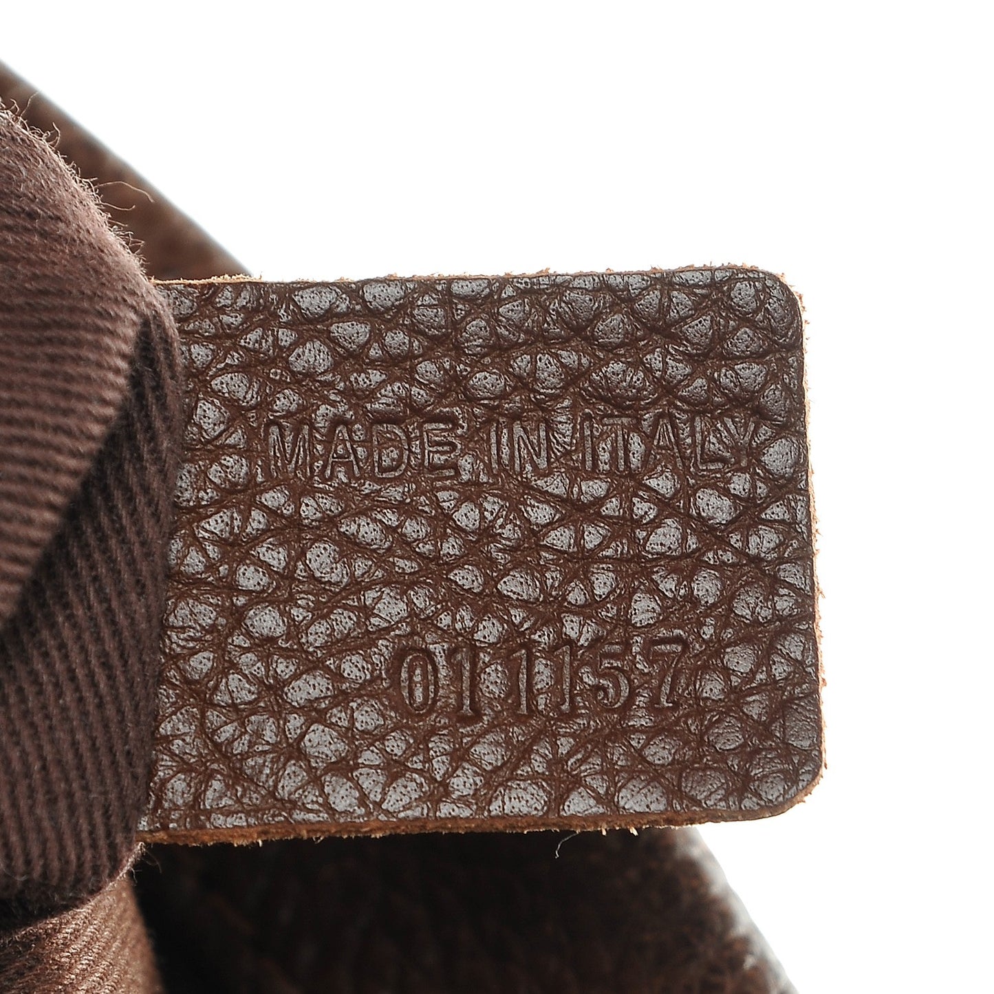 Calfskin Medium Paraty Chocolate