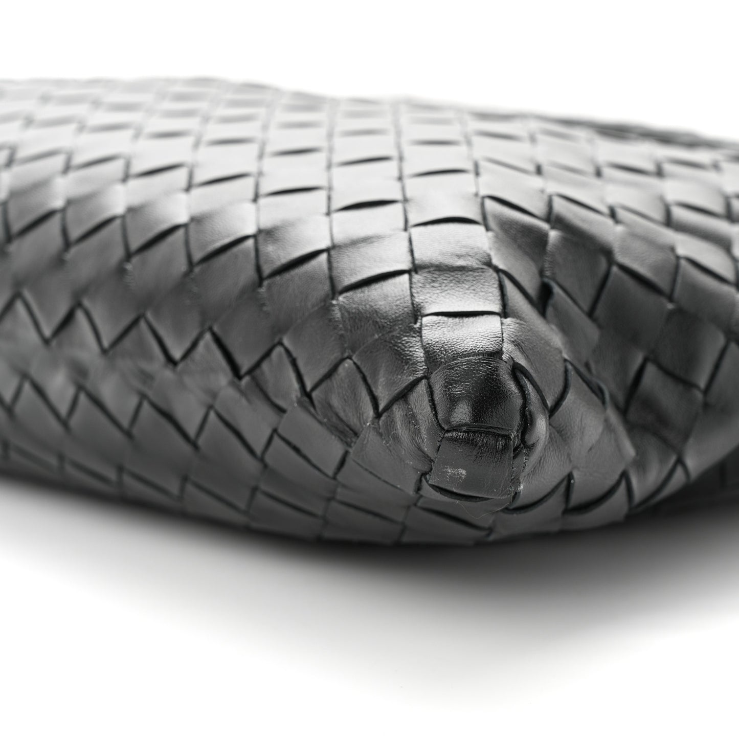Calfskin Intrecciato Small Hop Black