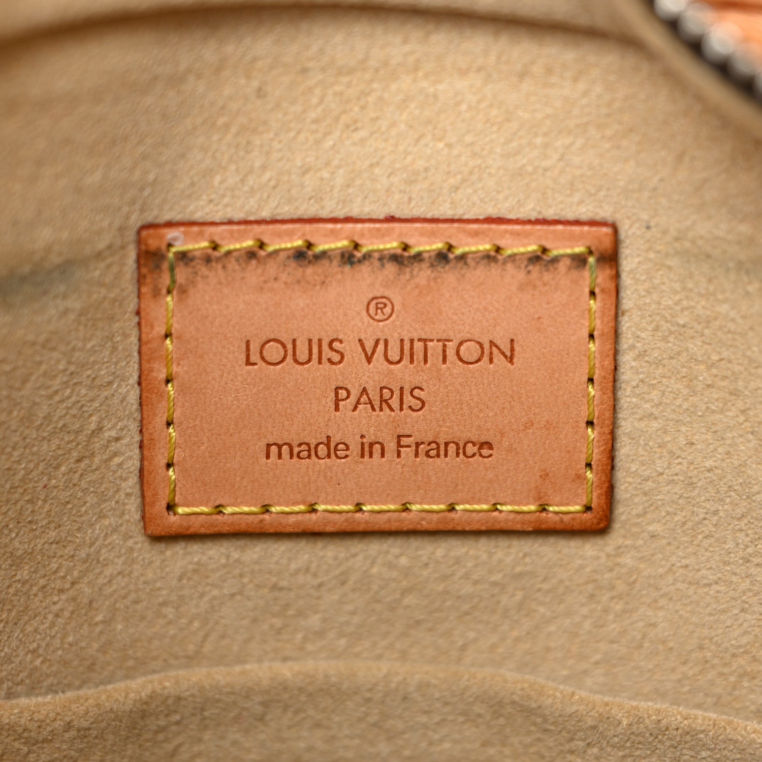 Louis Vuitton Monogram Hudson GM 6 of 26