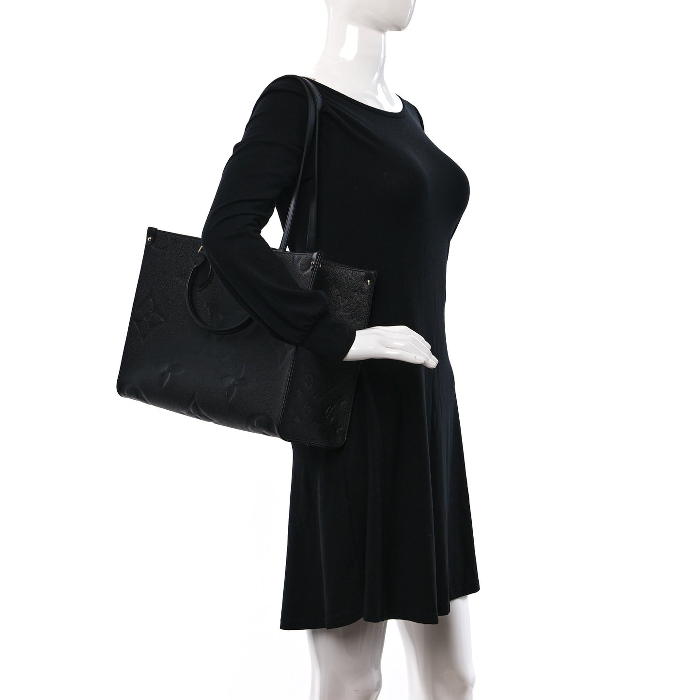 Empreinte Monogram Giant Onthego MM Black
