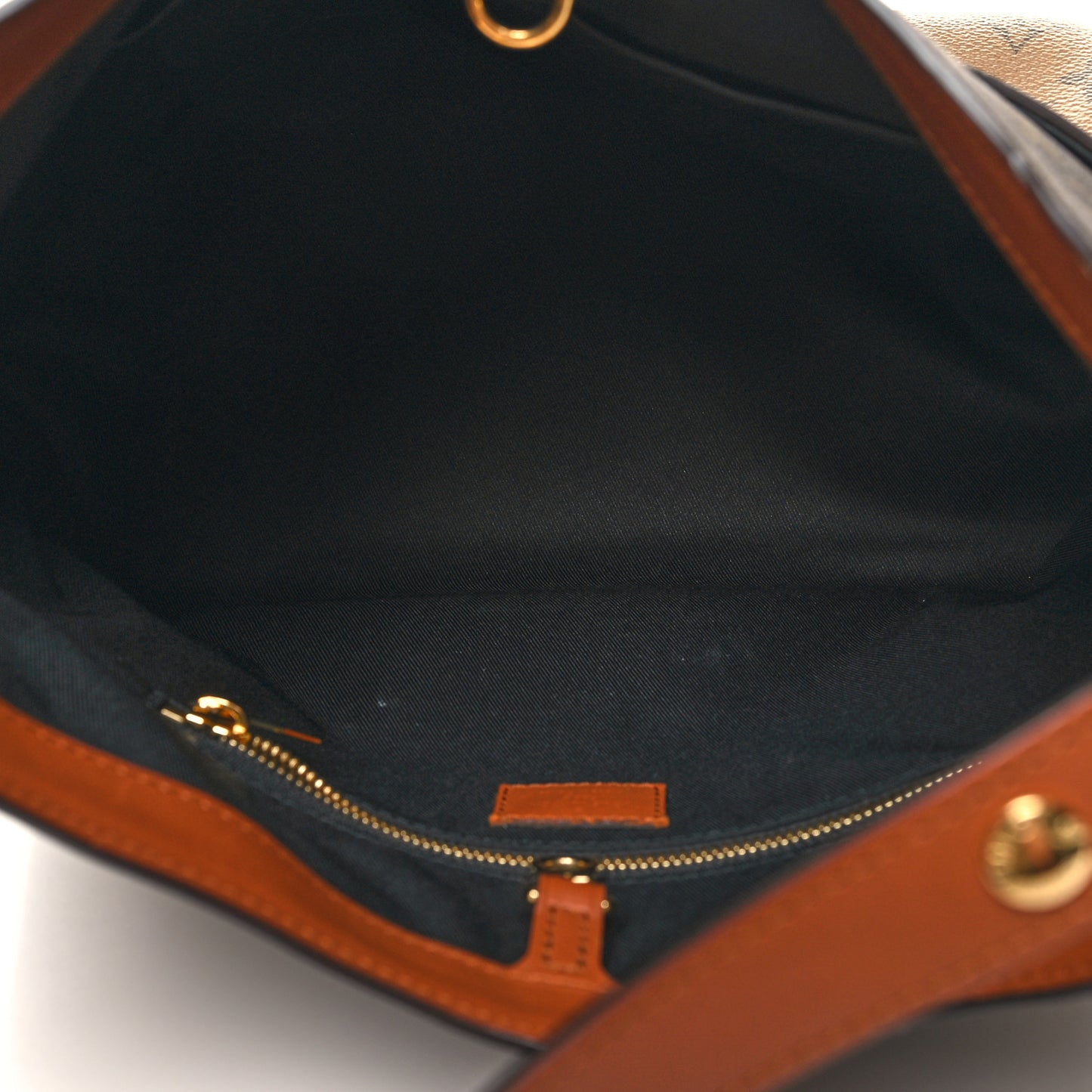 Reverse Monogram Dauphine Hobo MM