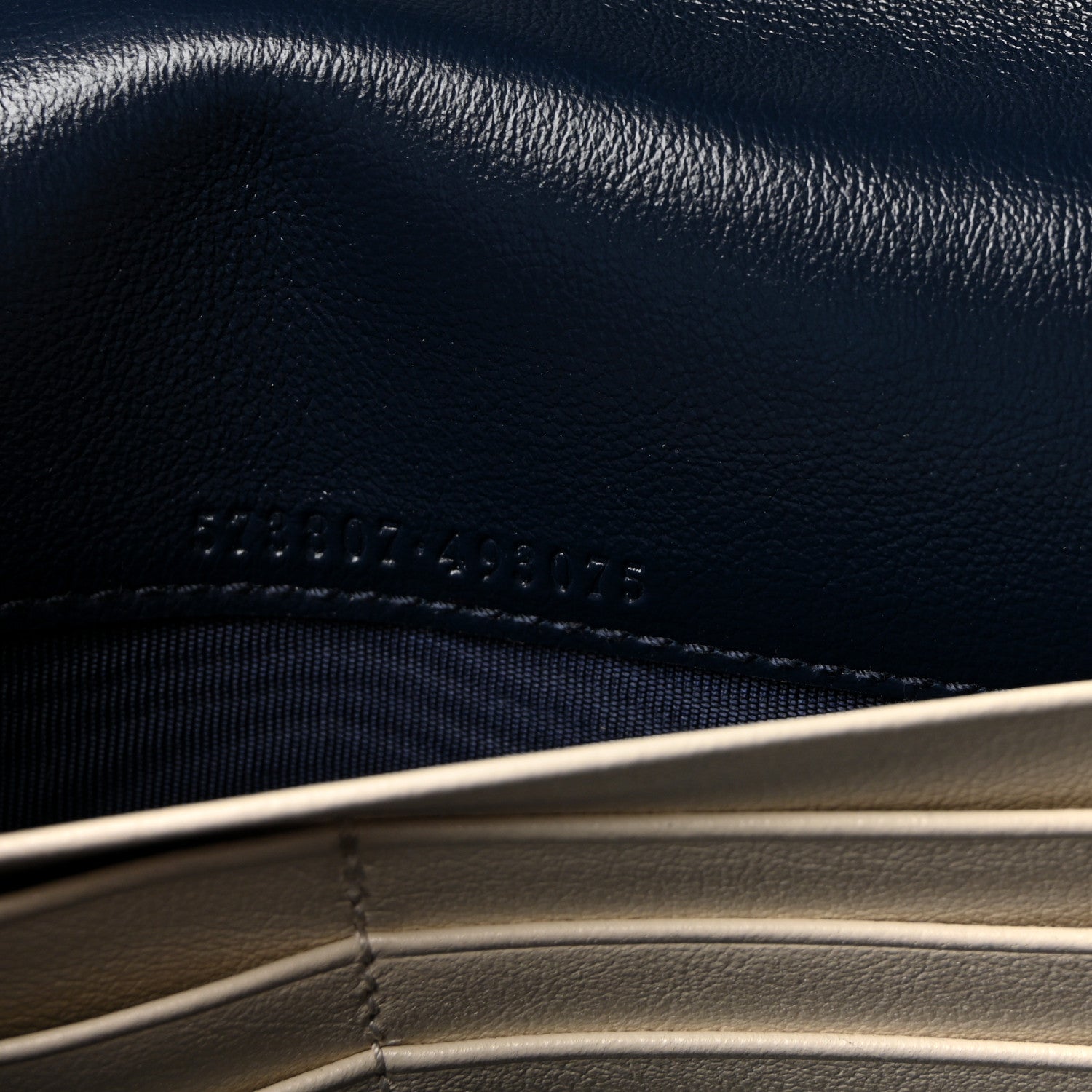 Gucci Vintage Effect Calfskin Matelasse Diagonal Torchon GG Marmont Chain Wallet Mystic White Blue Agata 7 of 10