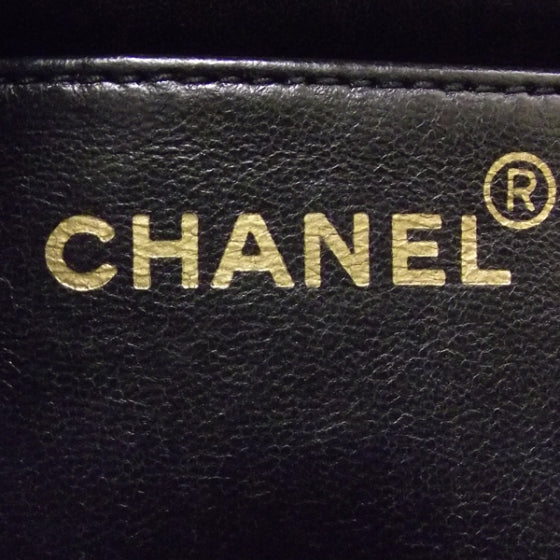 Caviar Quilted Shoulder Bag Black