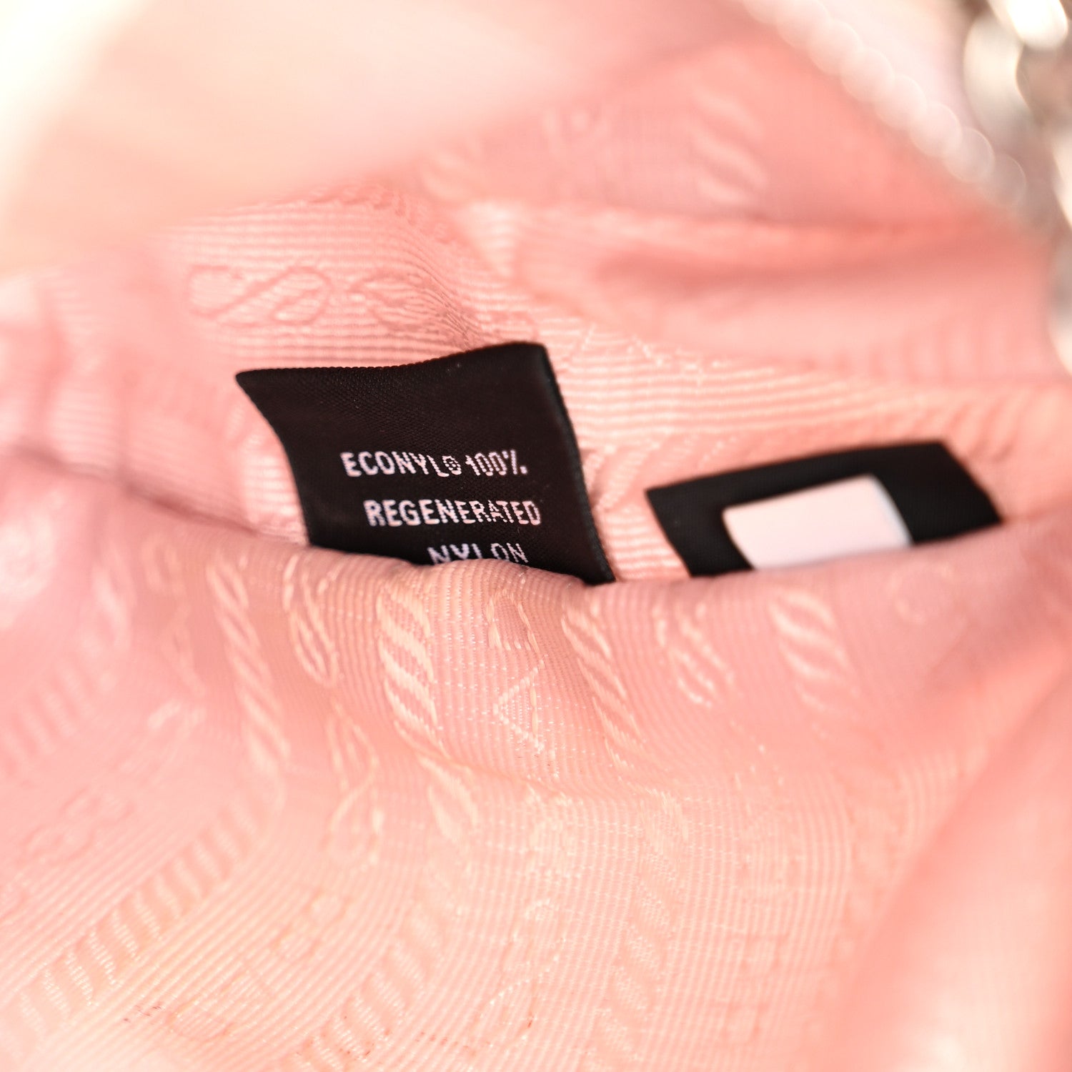 Prada Nylon Re-Edition 2005 Shoulder Bag Alabastro 7 of 10