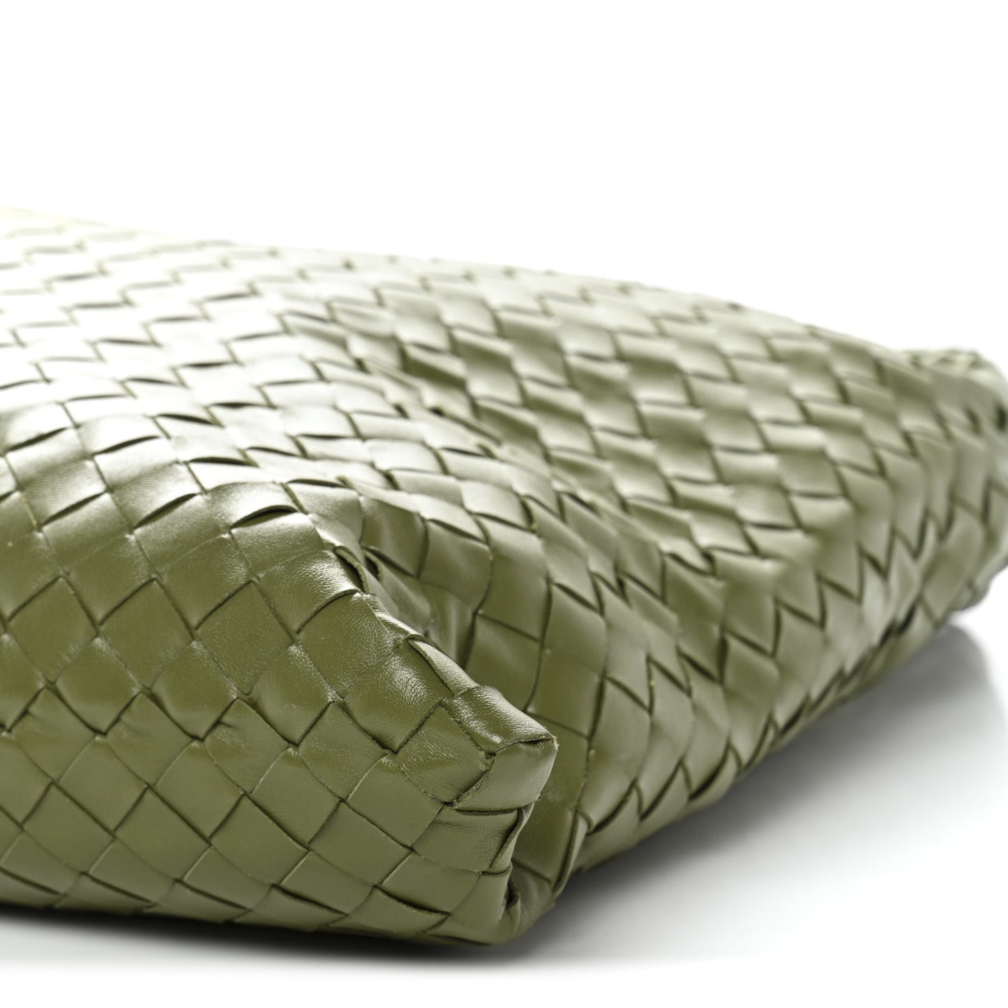 Calfskin Intrecciato Large Hop Matcha