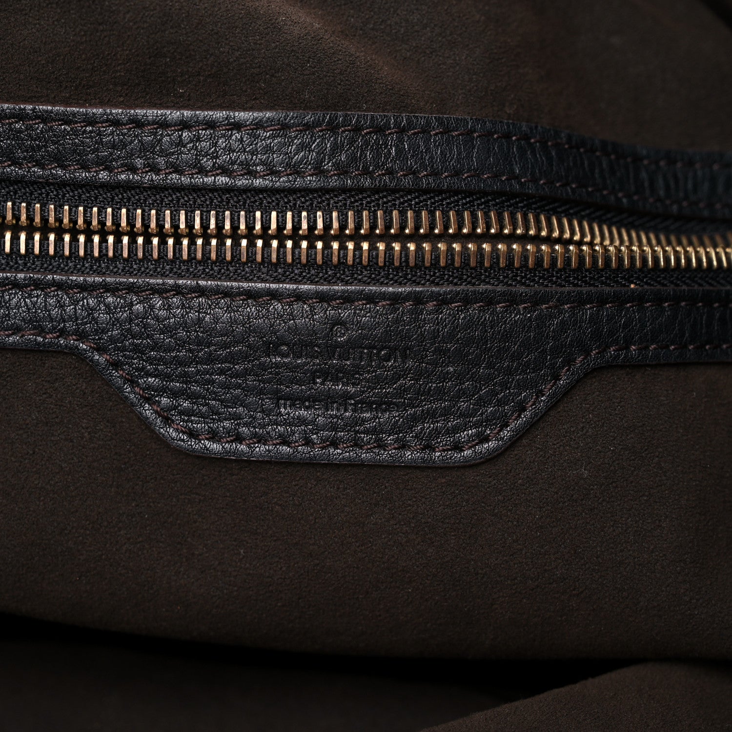 Louis Vuitton Mahina L Black 6 of 28