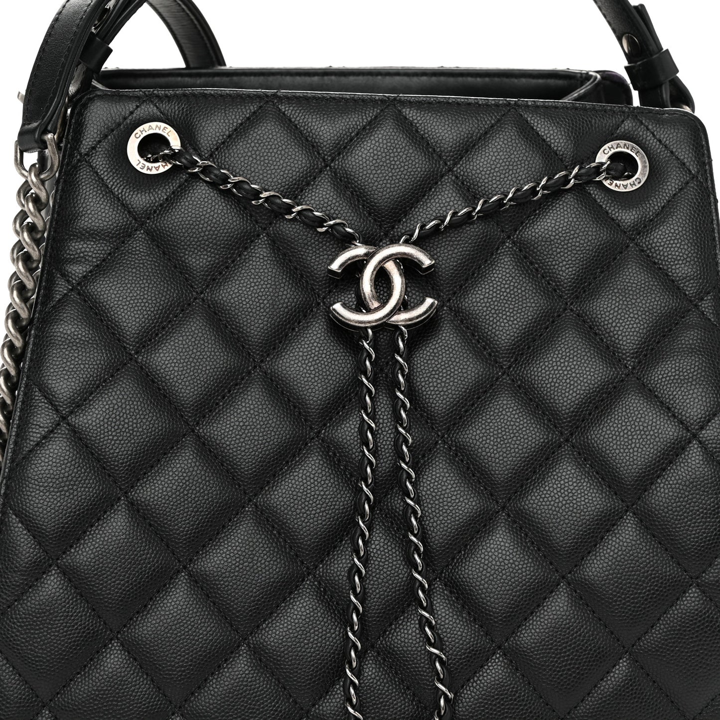 Caviar Quilted Medium CC Bucket Bag Black