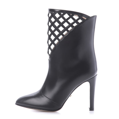 Gucci Plume Calfskin Damir Lattice Cutout Boots 35.5 Black 1 of 11
