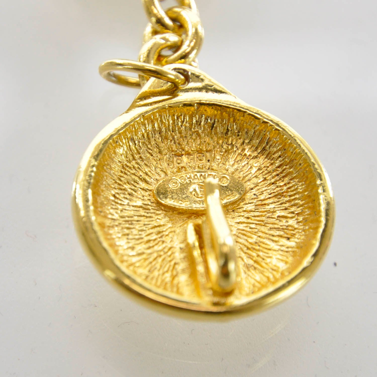 Chanel CC Medallion Necklace Gold 3 of 5