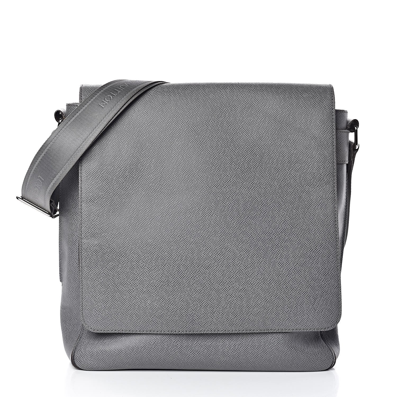 Louis Vuitton Taiga Milo Messenger Glacier 1 of 13