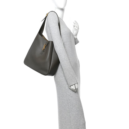 Saint Laurent Smooth Calfskin Large Le 5 A 7 Soft Hobo Light Musk 2 of 10