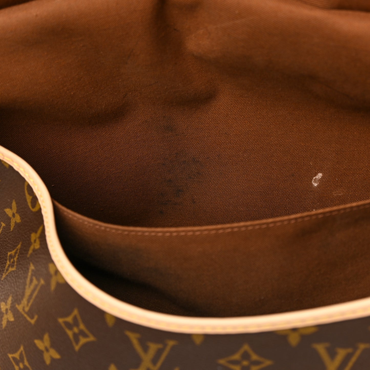 Monogram Saumur 43