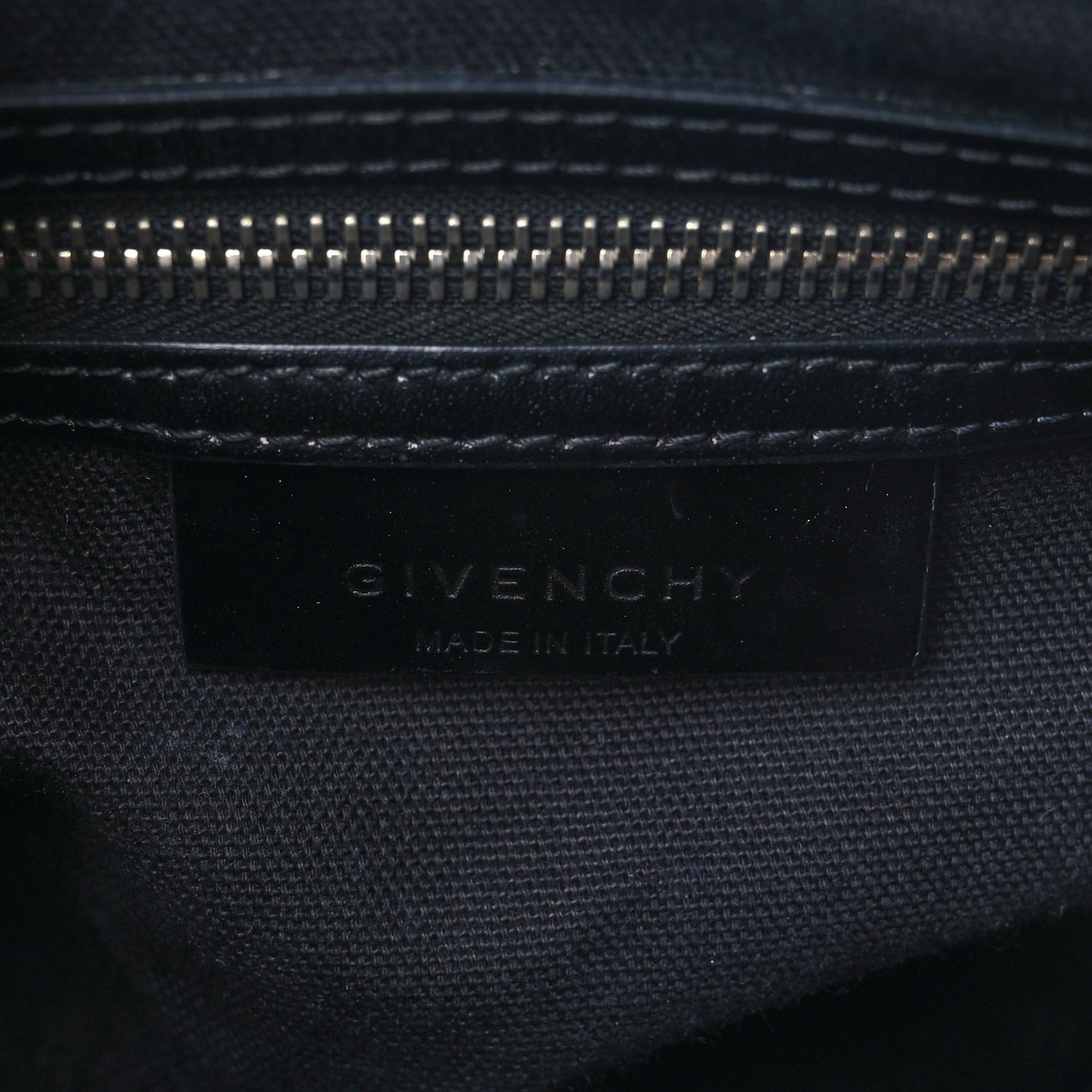 Shiny Lord Calfskin Mini Antigona Black