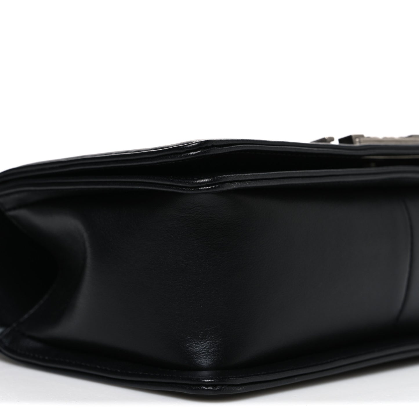 Lambskin Quilted New Medium Boy Flap Black