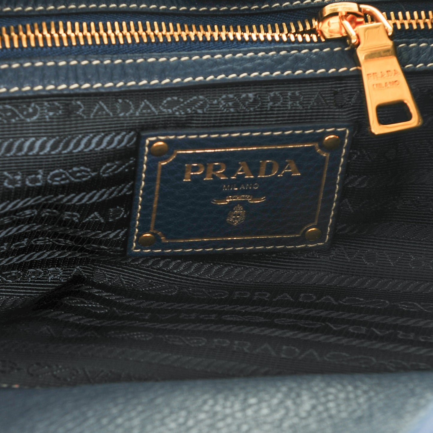 Vitello Daino Hobo Bleuette