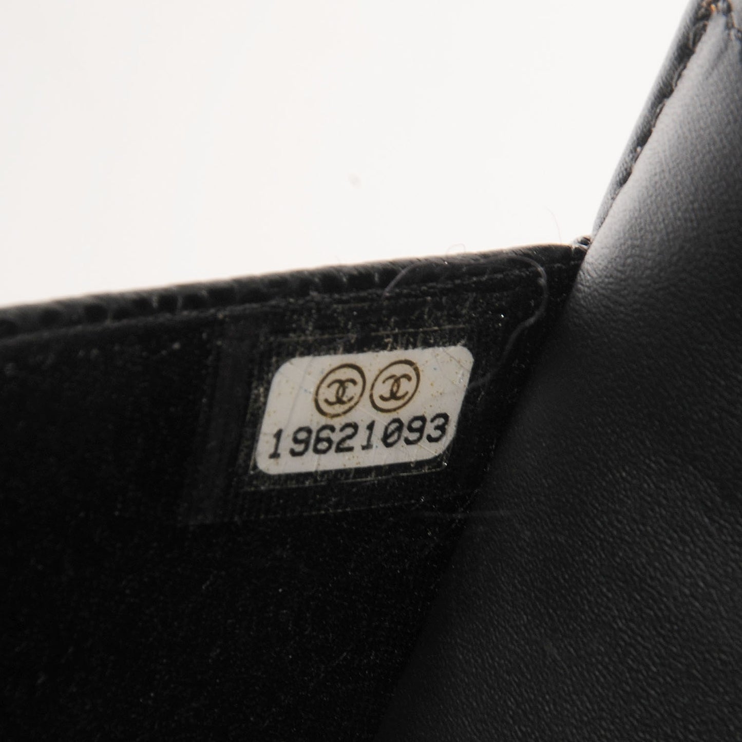 Caviar Timeless CC Wallet on Chain WOC Black