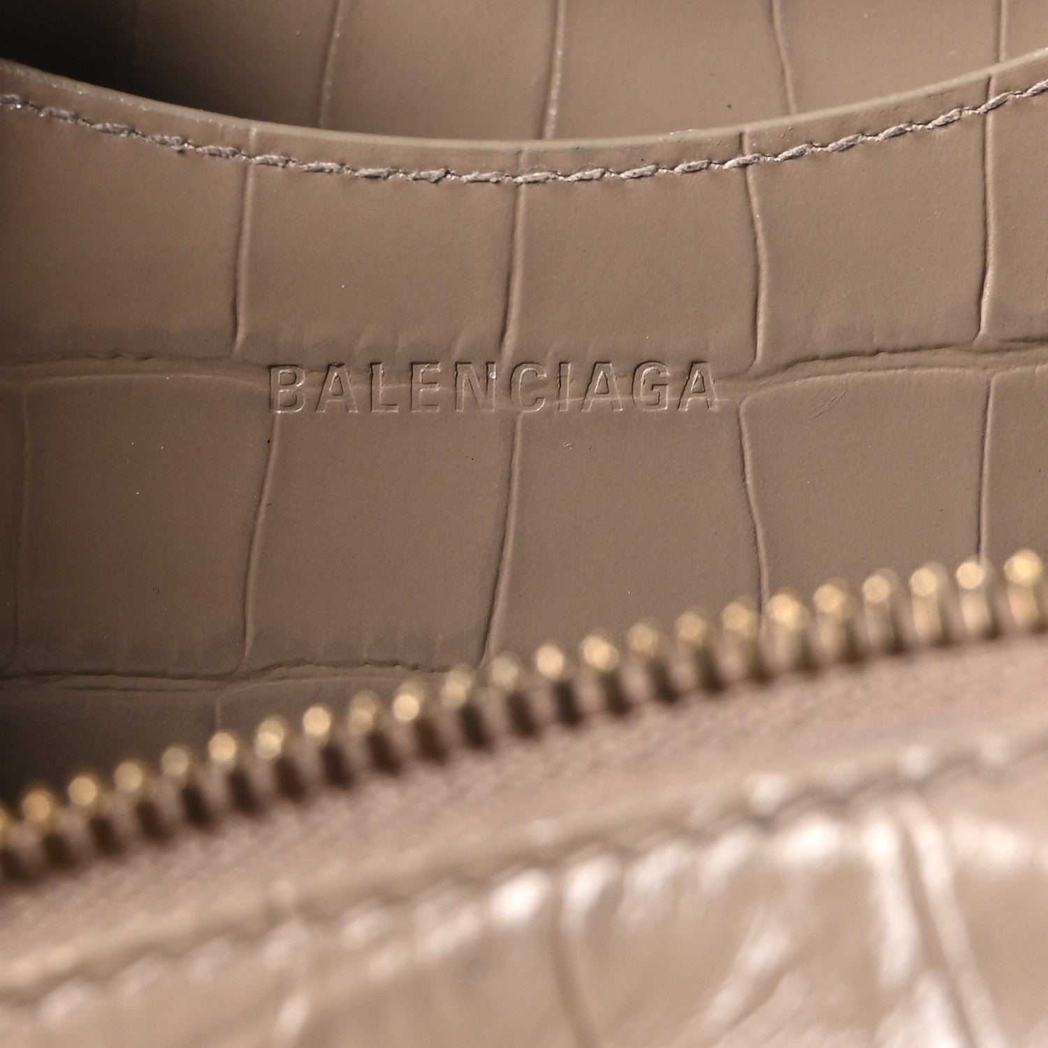Balenciaga Shiny Supple Calfskin Crocodile Embossed Neo Classic Gold Hardware S City Mink Grey 6 of 10
