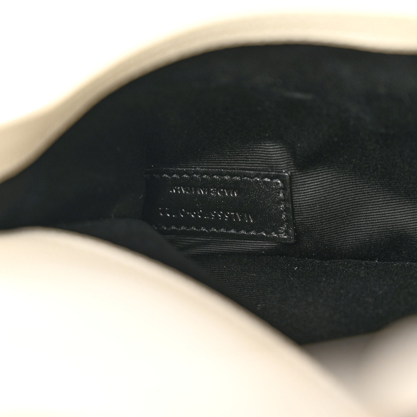 Grain De Poudre Uptown Pouch Crema Soft