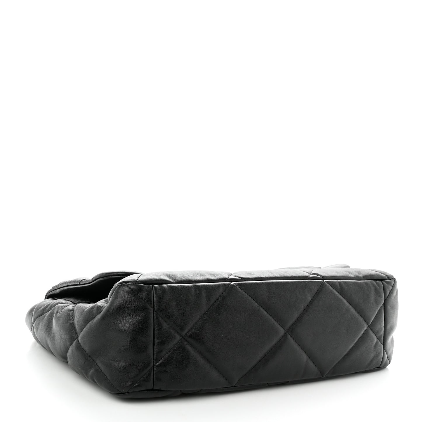 Lambskin Quilted Maxi Chanel 19 Flap Black