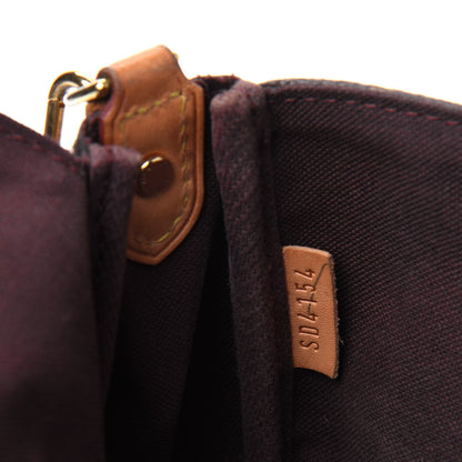 Louis Vuitton Monogram Favorite MM 7 of 12