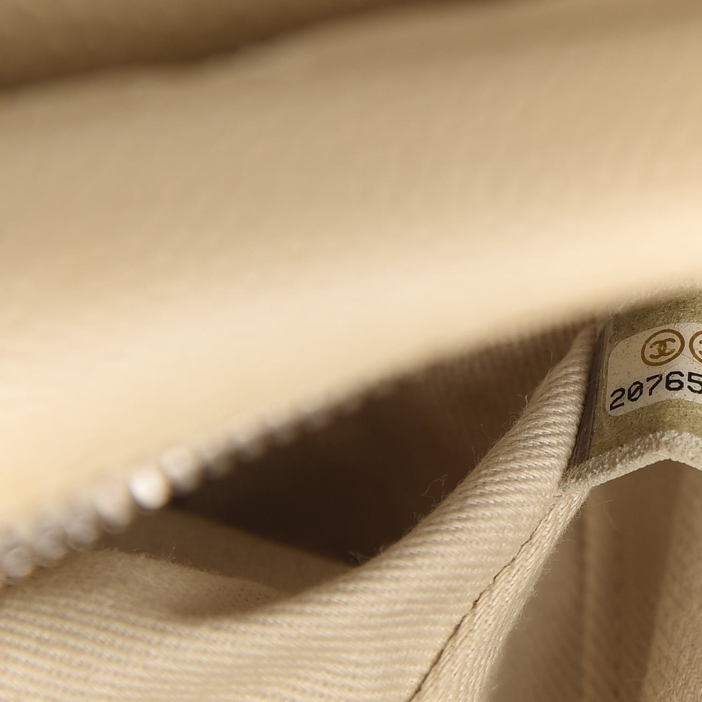 Caviar Quilted Jumbo Easy Flap Beige