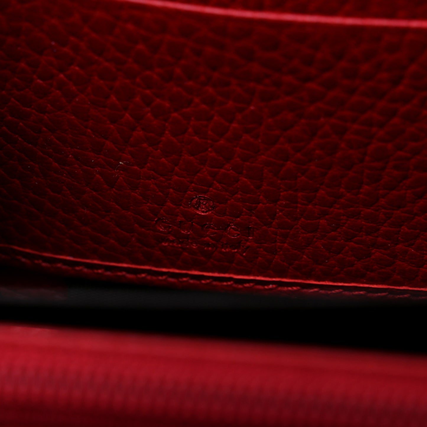 Calfskin GG Marmont Continental Zip Wallet Hibiscus Red