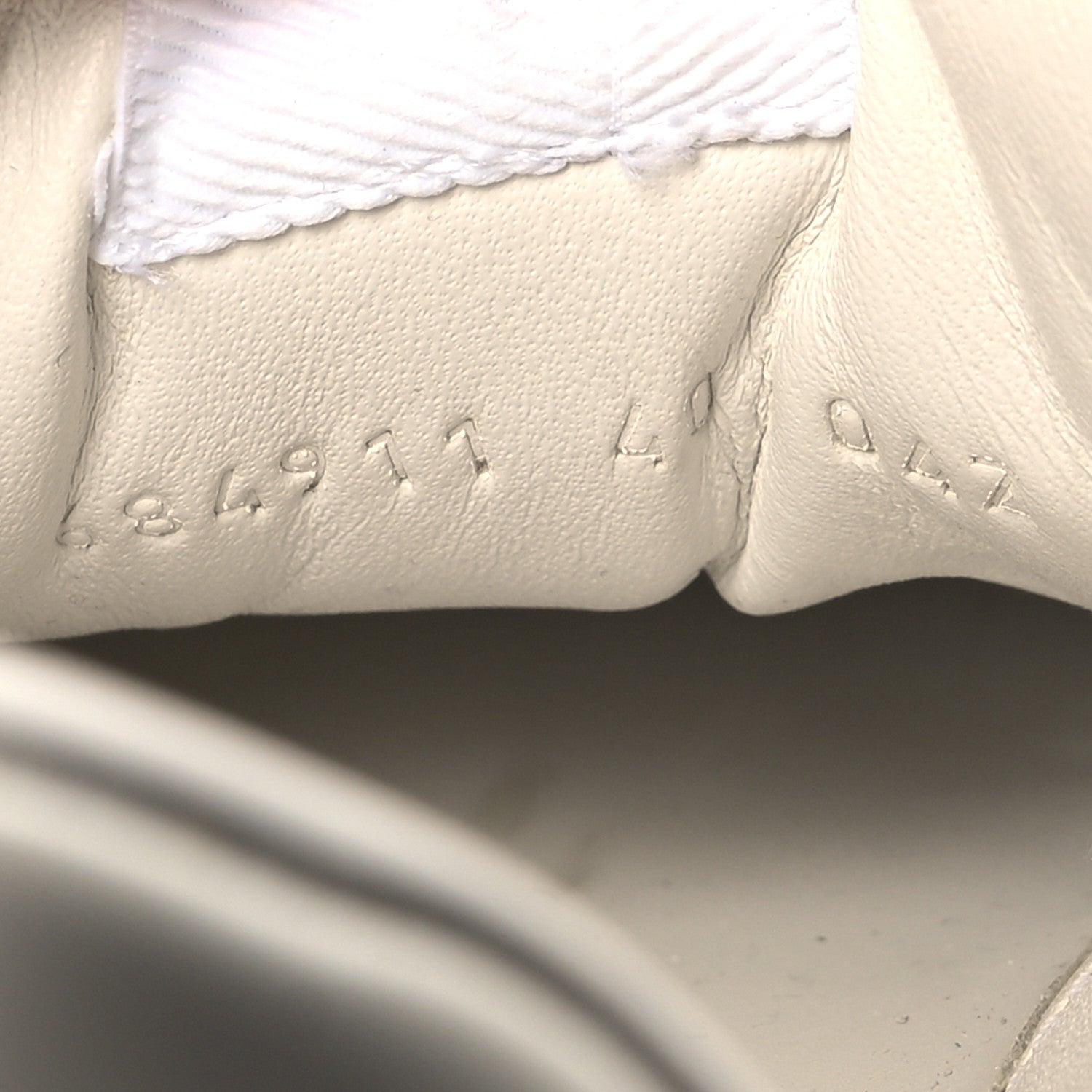Gucci Calfskin GG Tennis Embossed Womens Platform 55mm Sneakers 40 White 7 of 8