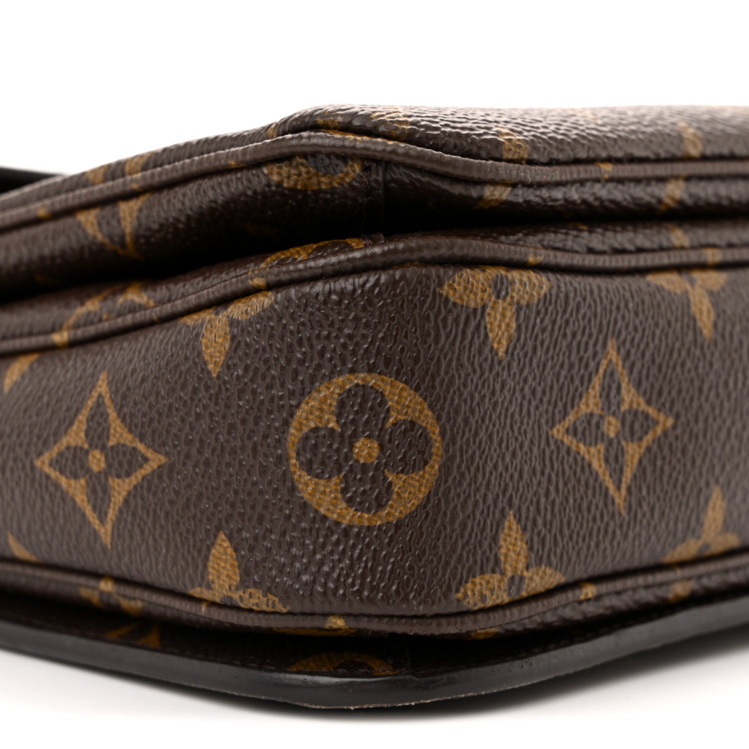 Louis Vuitton Monogram Pochette Metis 8 of 11