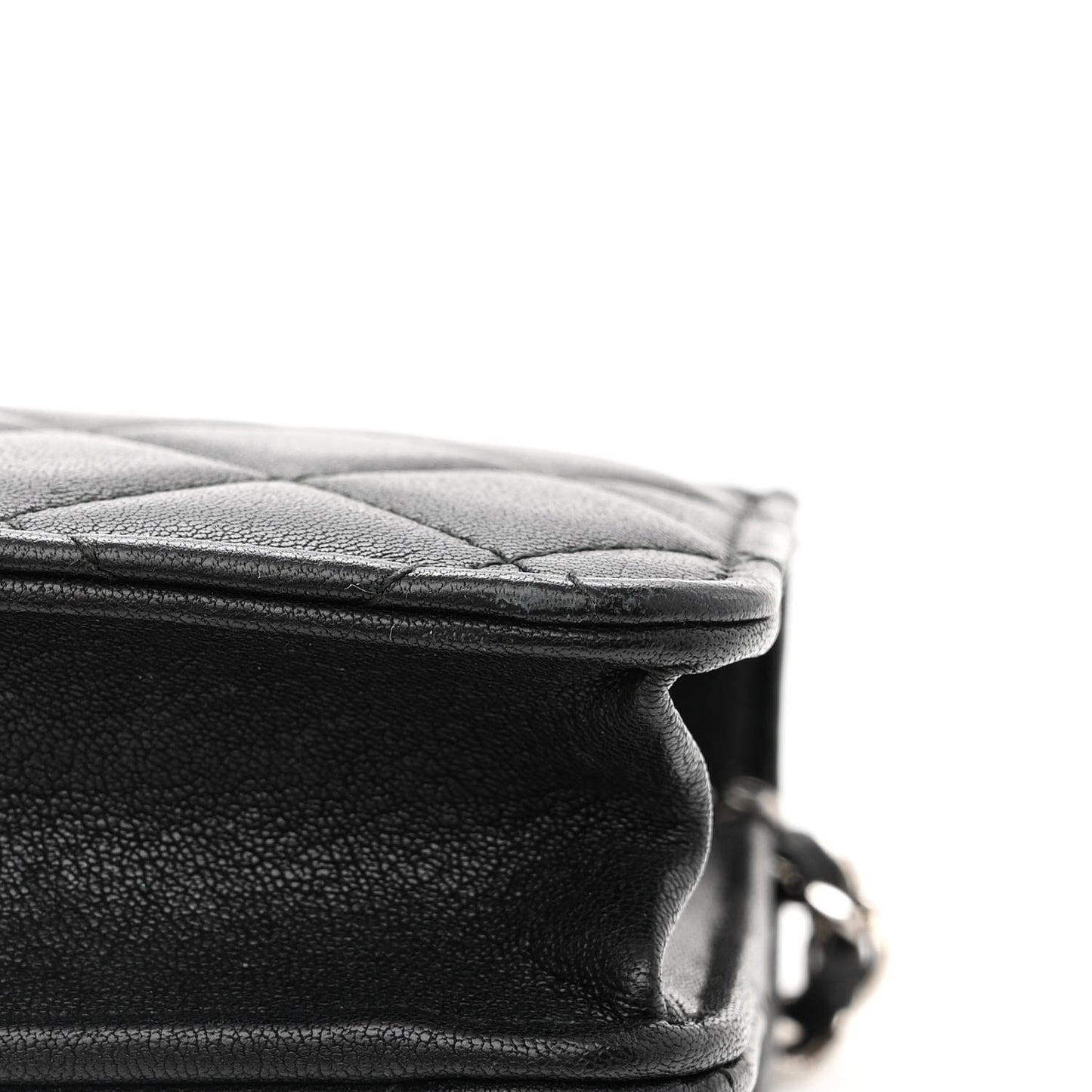 Lambskin Quilted CC Box Wallet On Chain WOC Black