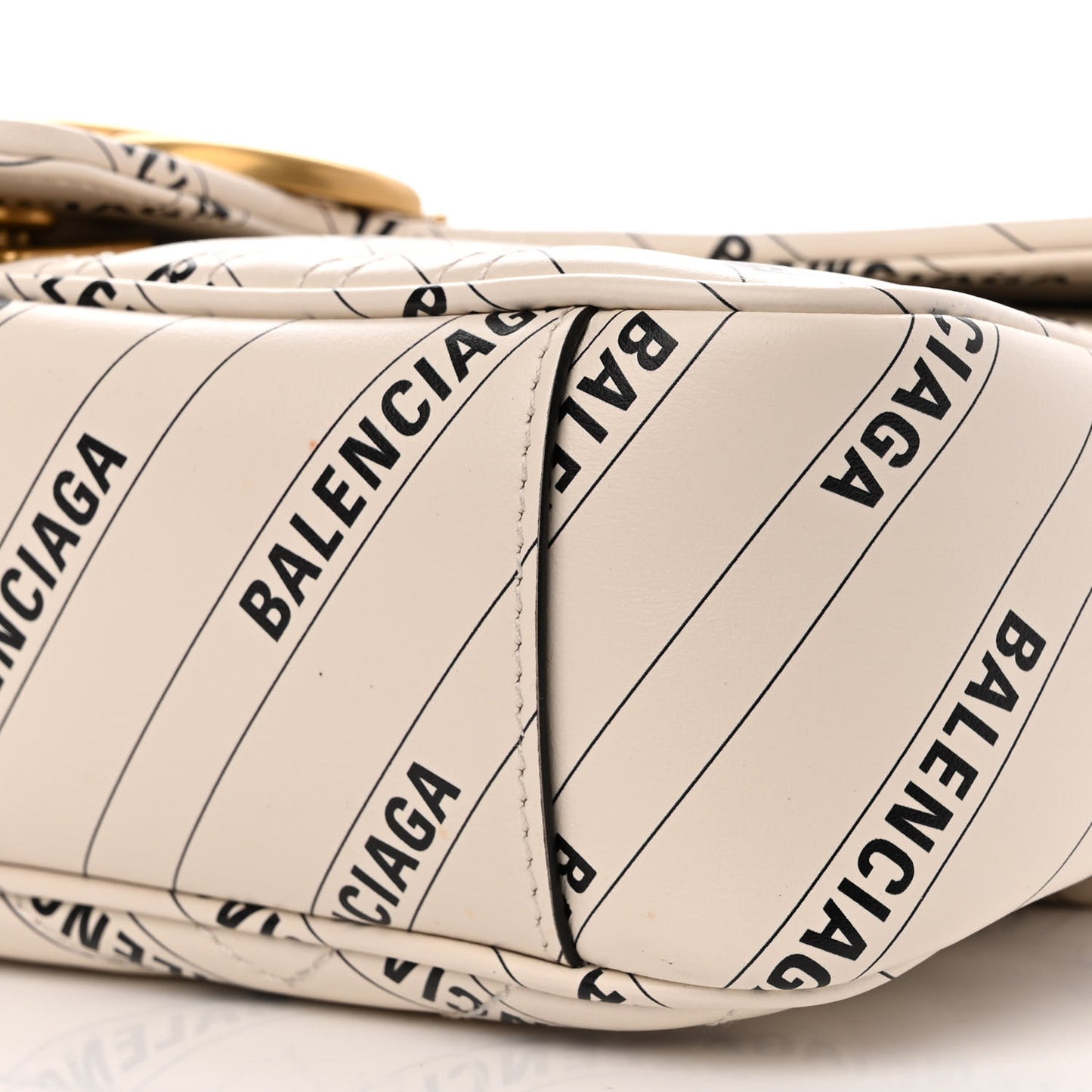 X BALENCIAGA Calfskin Matelasse Logo Print Small GG Marmont Shoulder Bag White