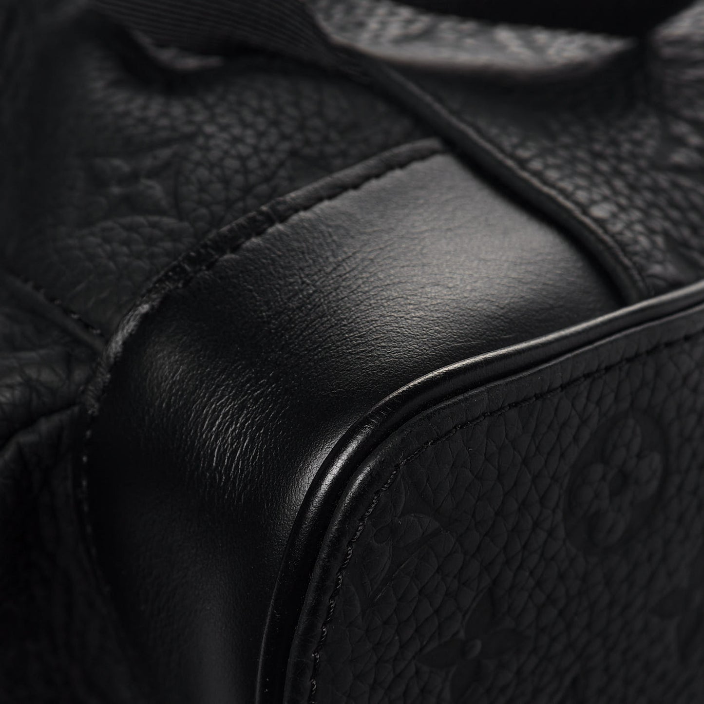 Taurillon Monogram Christopher MM Backpack Black