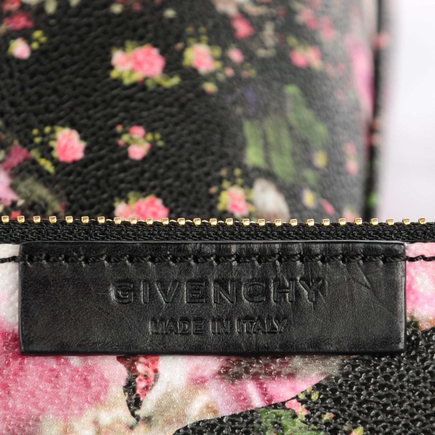 Coated Canvas Roses Camouflage Print Large Antigona Tote Black