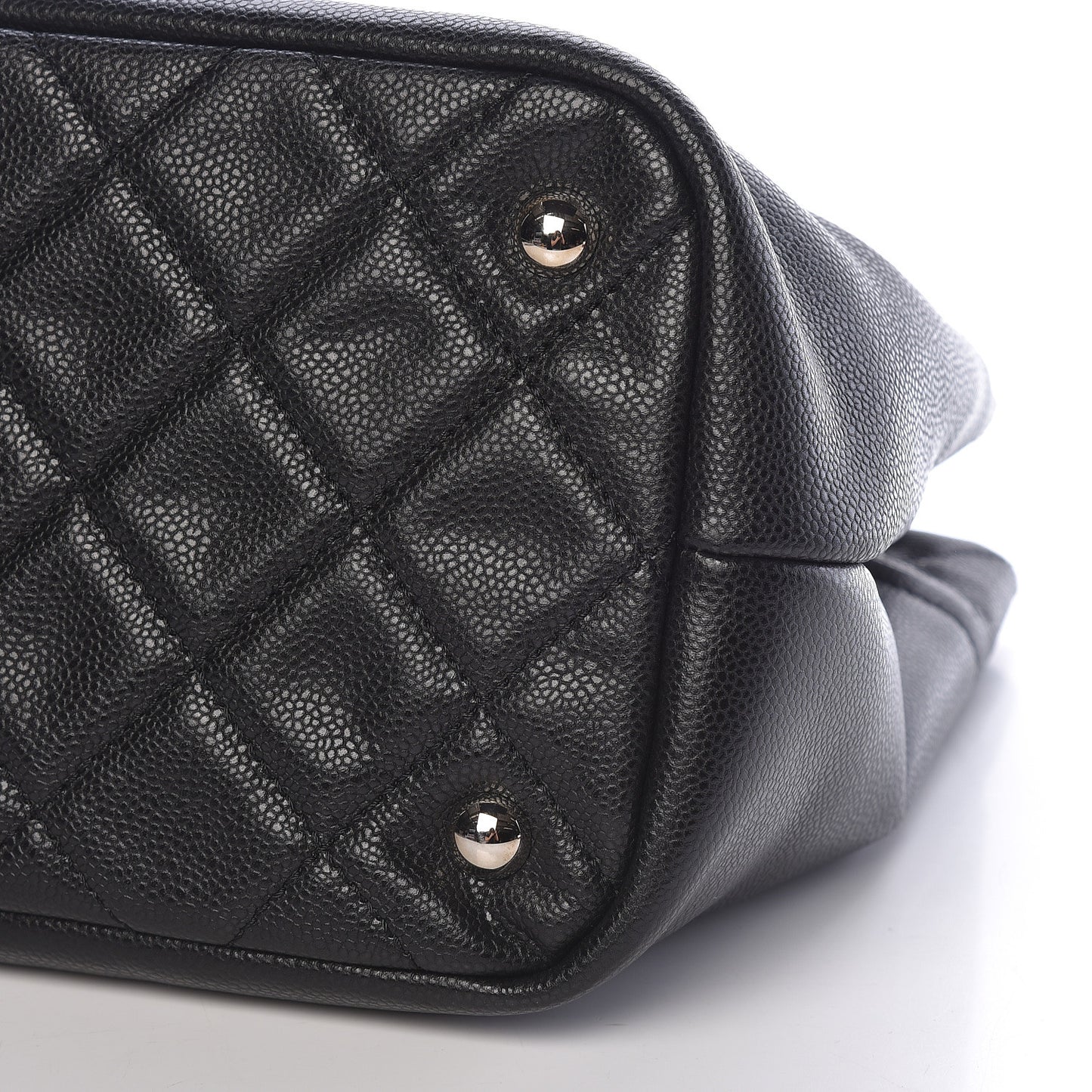 Caviar Timeless CC Soft Tote Black