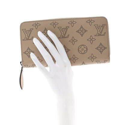 Louis Vuitton Mahina Zippy Wallet Galet 2 of 7