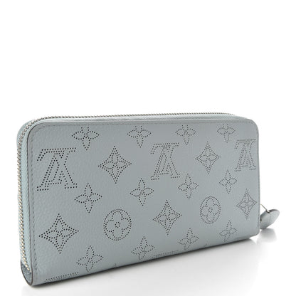 Louis Vuitton Mahina Zippy Wallet Vert Lagon 3 of 9