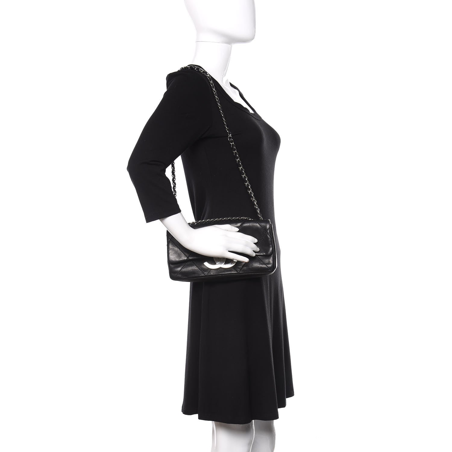 Chanel Lambskin Diamond Stitched CC East West Flap Black 3 of 16